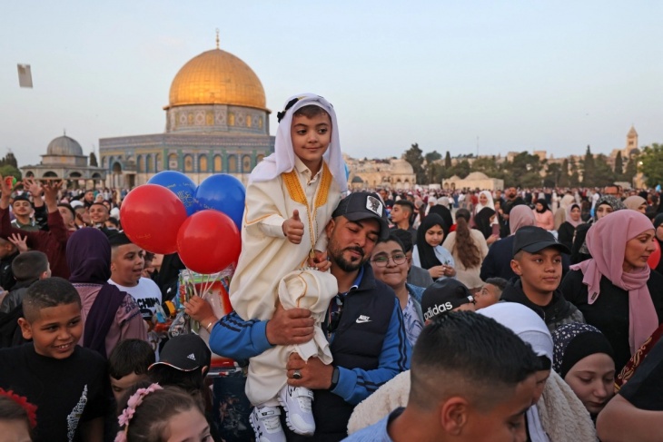 المفتي : غدا الجمعة أول أيام عيد الفطر