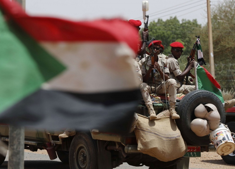 واشنطن : الوضع "متقلب" في السودان