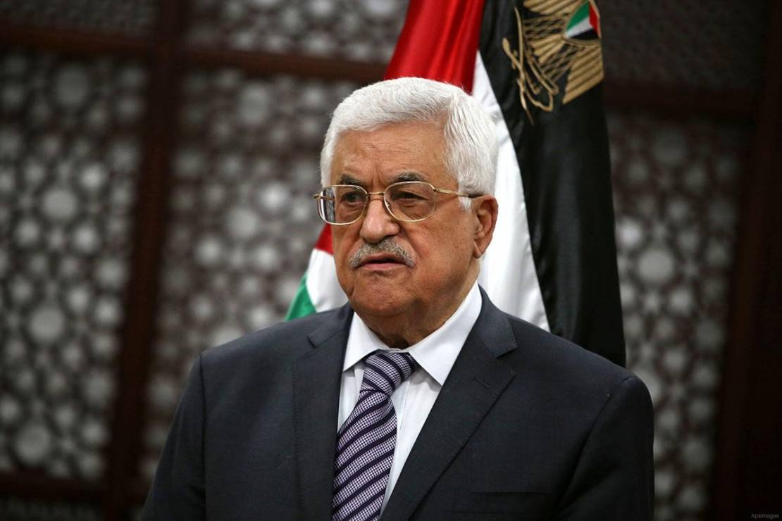 الرئيس عباس يستقبل الأسيرين المحررين كريم وماهر يونس وعائلة الاسير مروان البرغوثي