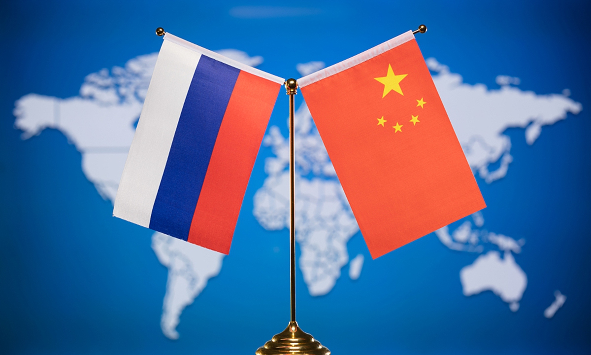 70% من التسويات المالية بين روسيا والصين بالروبل واليوان