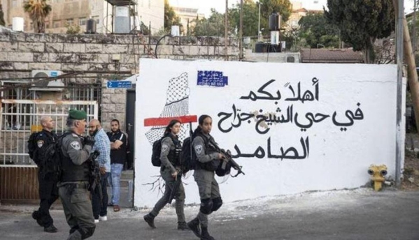الاحتلال يغلق حي الشيخ جراح لتأمين مسيرة للمستوطنين