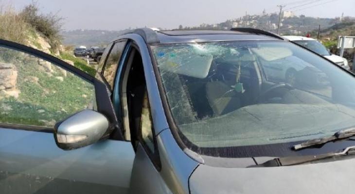إصابة مستوطنة بالحجارة قرب رام الله