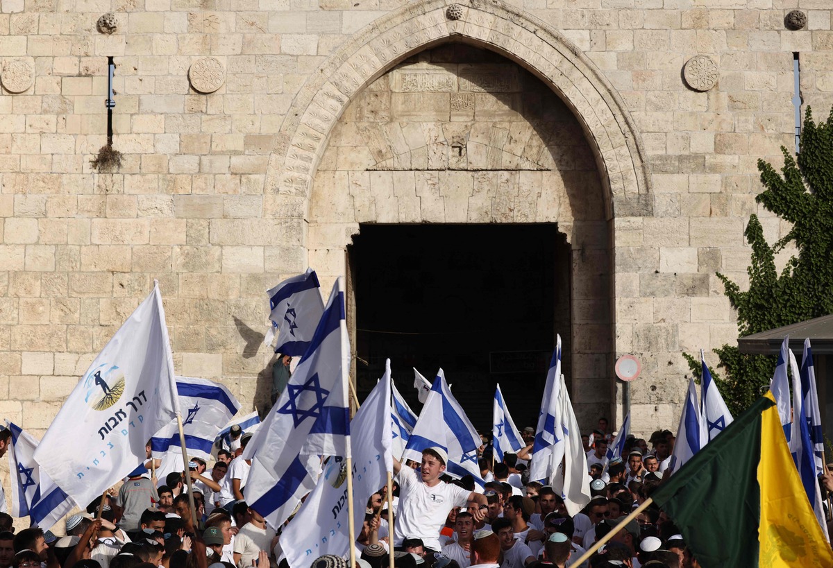 دعوات للتصدي لمسيرة الأعلام في القدس المحتلة