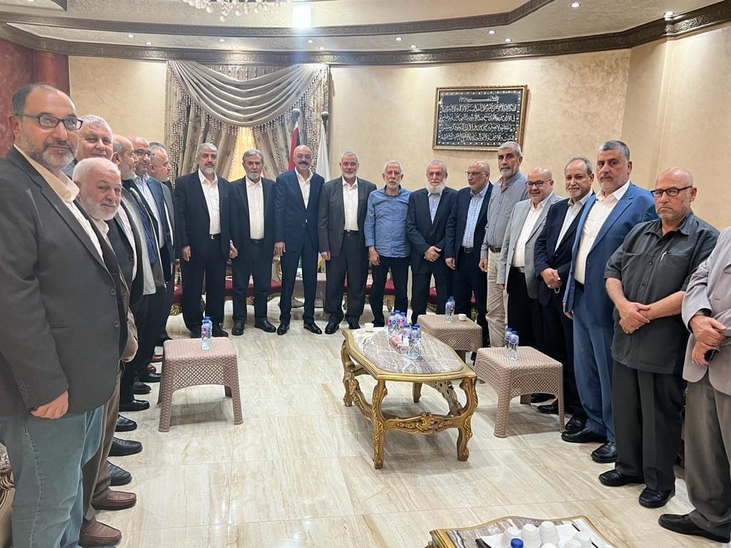 المشهراوي يلتقي قيادة حركتي حماس والجهاد في القاهرة