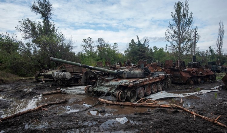 الدفاع الروسية: مقتل نحو 585 جنديا أوكرانيا على كافة المحاور خلال يوم