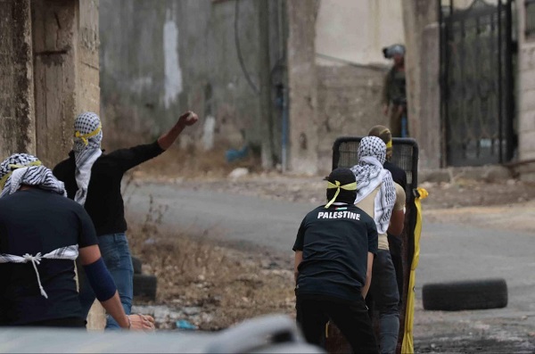 إصابات خلال مواجهات مع الاحتلال في مناطق بالضفة