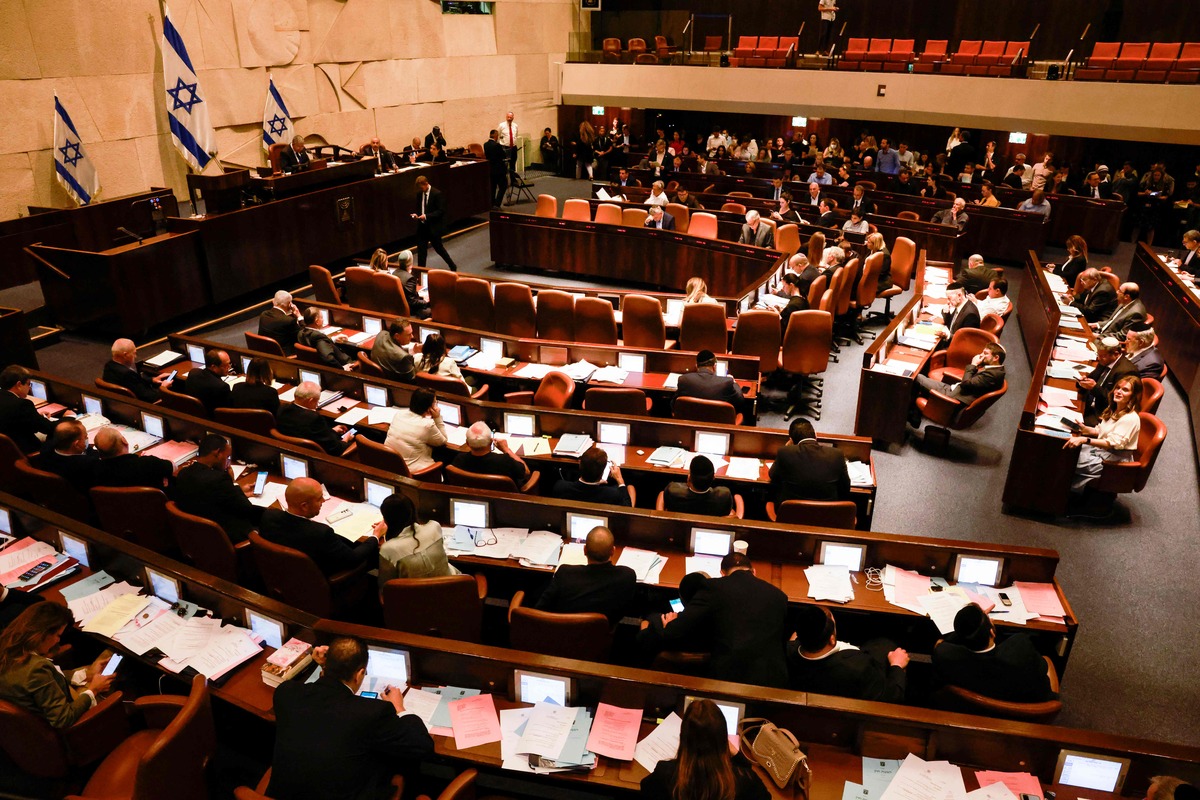 لجنة وزارية إسرائيلية تصادق على مشروع قانون جديد بحق الفلسطينيين