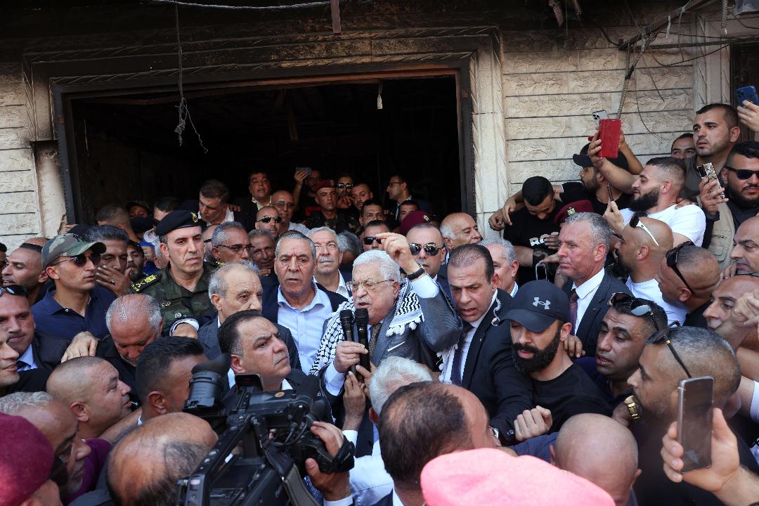 الرئيس محمود عباس من وسط مخيم جنين : مخيم جنين أيقونة النضال والصمود والتحدي