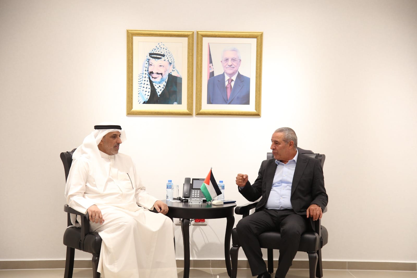 حسين الشيخ يستقبل وفدا من السفارة الكويتية لدى المملكة الأردنية الهاشمية