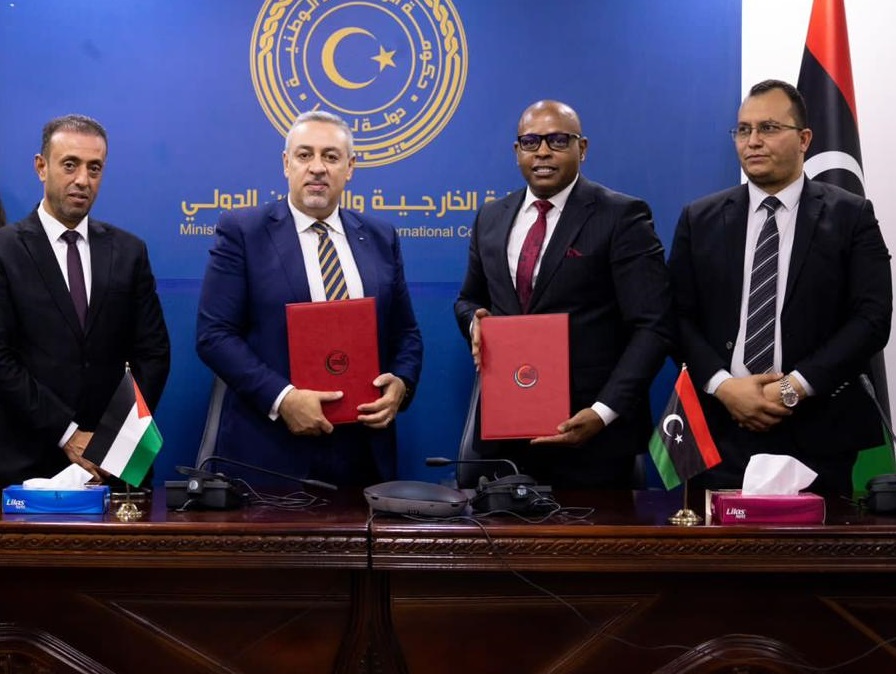 توقيع برنامج تنفيذي للتعاون المشترك بين فلسطين وليبيا
