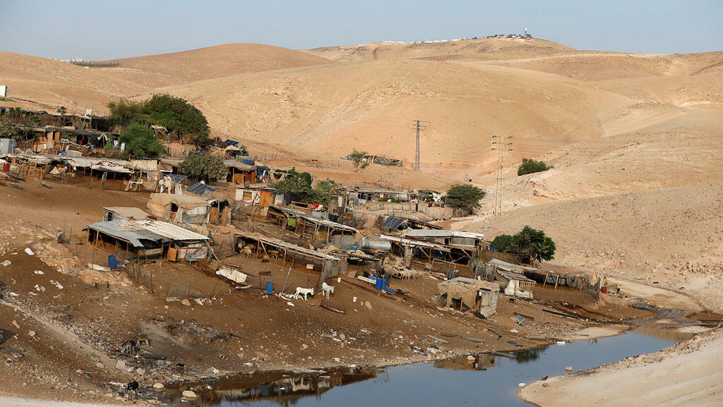 شفا - قالت منظمة البيدر للدفاع عن حقوق البدو، السبت، أن دولة الاحتلال ومستوطنيها ارتكبوا خلال شهر آب المنصرم (86) اعتداءً ضد التجمعات البدوية في الضفة الغربية.