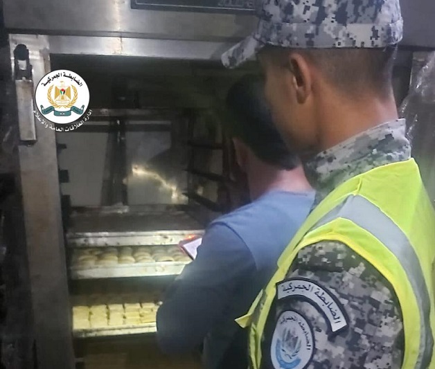 إغلاق مخبز في رام الله لمخالفته شروط السلامة العامة