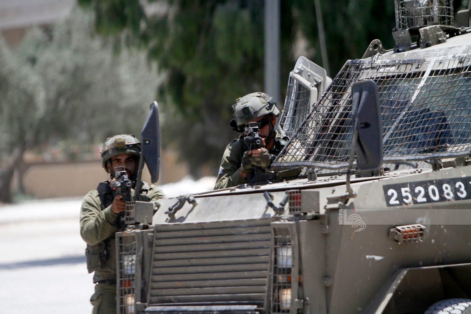 إصابتان باعتداء للاحتلال على حاجز بيت اكسا شمال غرب القدس المحتلة
