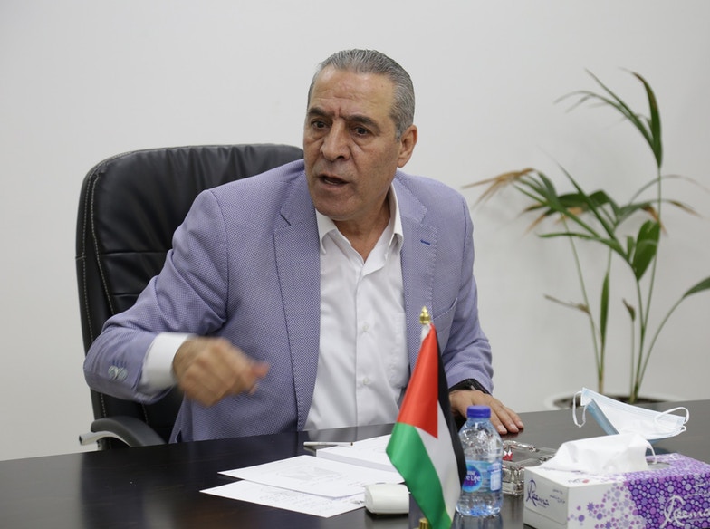 حسين الشيخ يبحث مع وزير الخارجية المصري سبل وقف العدوان على قطاع غزة
