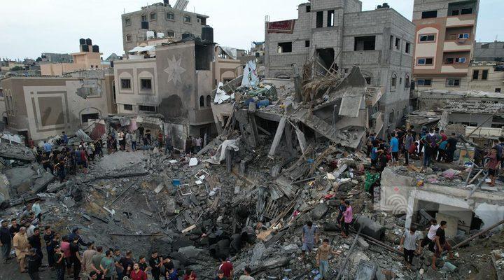 24 شهيدا وعدد من المصابين في قصف على منزلين شمال قطاع غزة