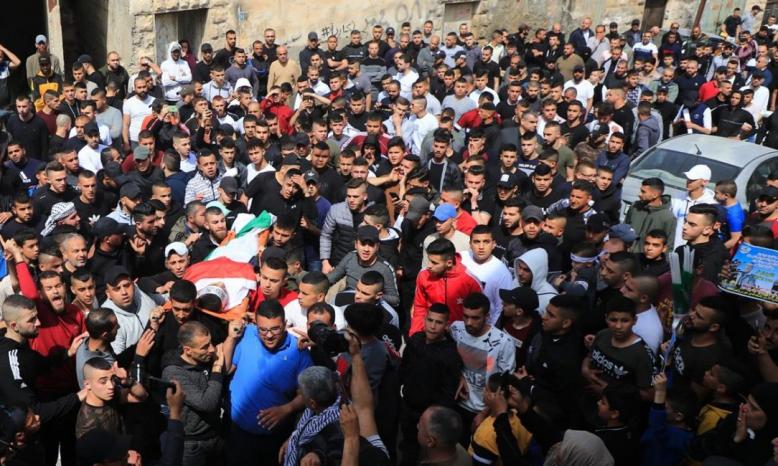 تشييع جثمان الشهيد الطفل محمود زعول في حوسان غرب بيت لحم