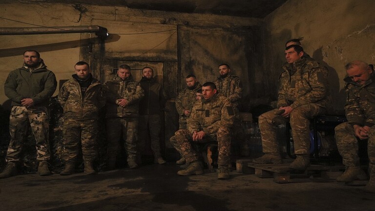 جنرال بولندي: أوكرانيا فشلت في تنفيذ هجومها المضاد فسعت إلى تحقيق انتصارات صورية