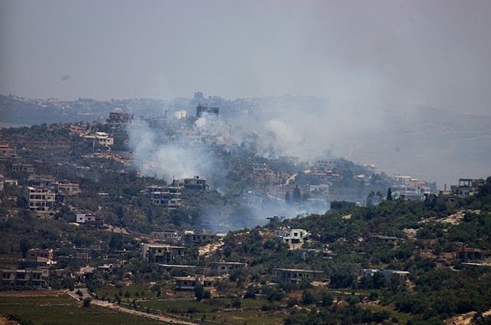 تجدد القصف المدفعي الإسرائيلي على عدد من بلدات جنوب لبنان