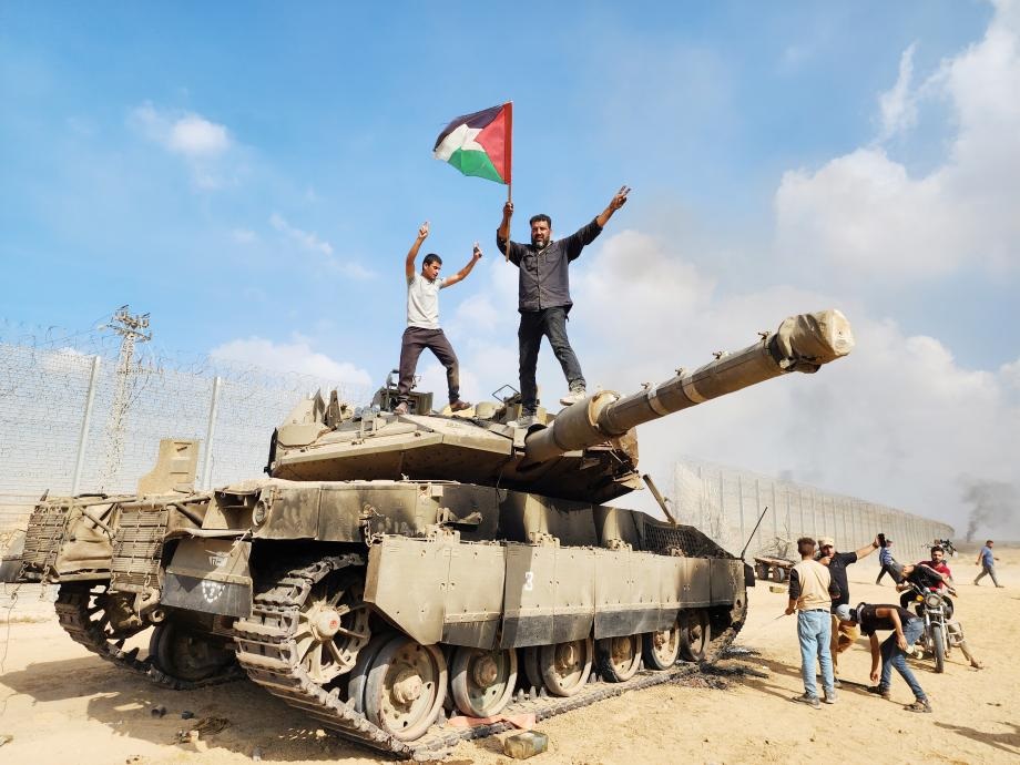 القسام: دمرنا دبابة ميركافا بخان يونس جنوب قطاع غزة