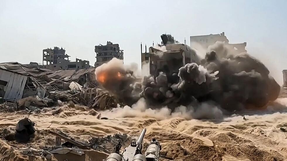 اليوم 87 للحرب: غزة تدخل عام 2024 بعشرات الشهداء والمقاومة تقصف تل أبيب