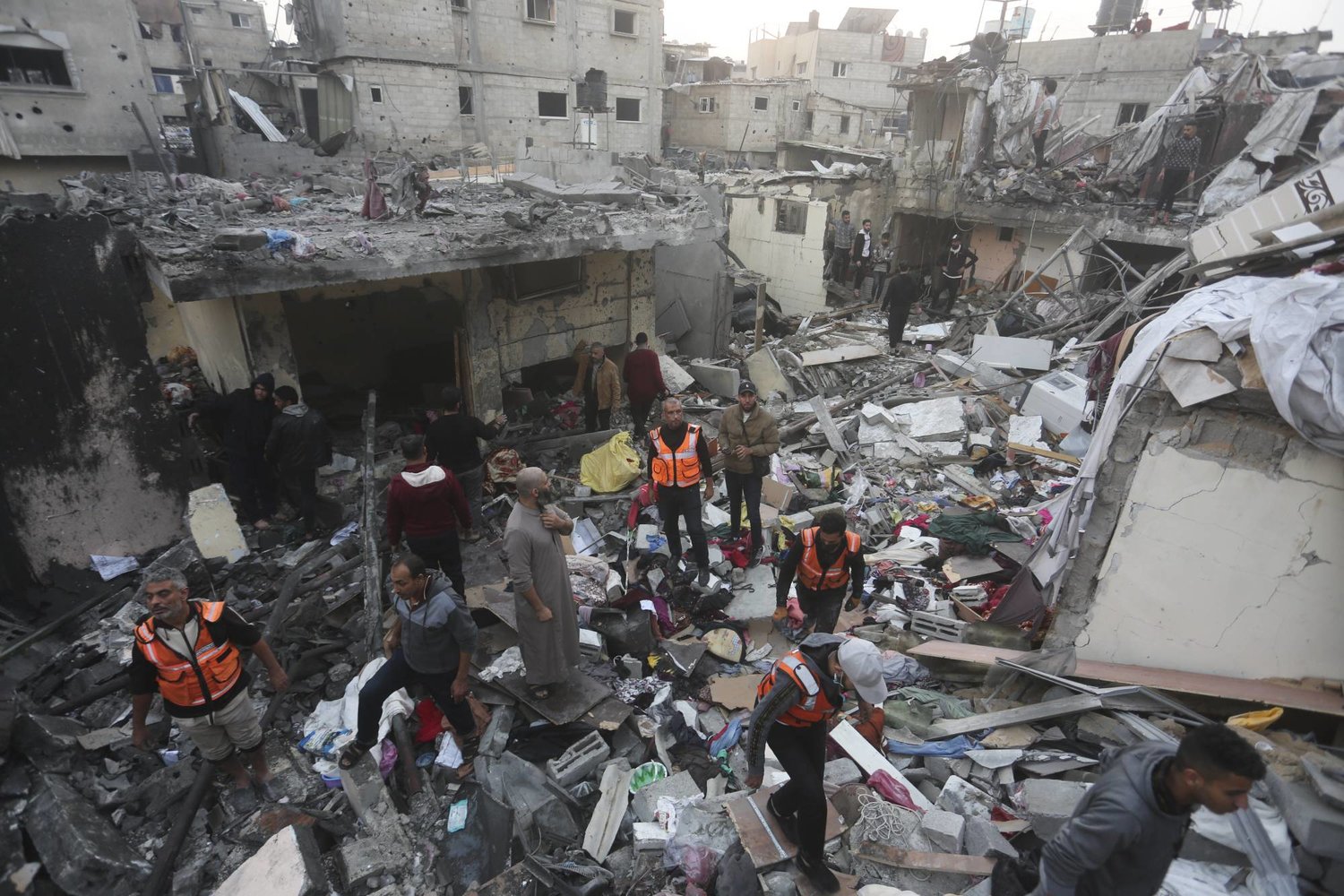 شهداء وجرحى في استمرار العدوان على قطاع غزة