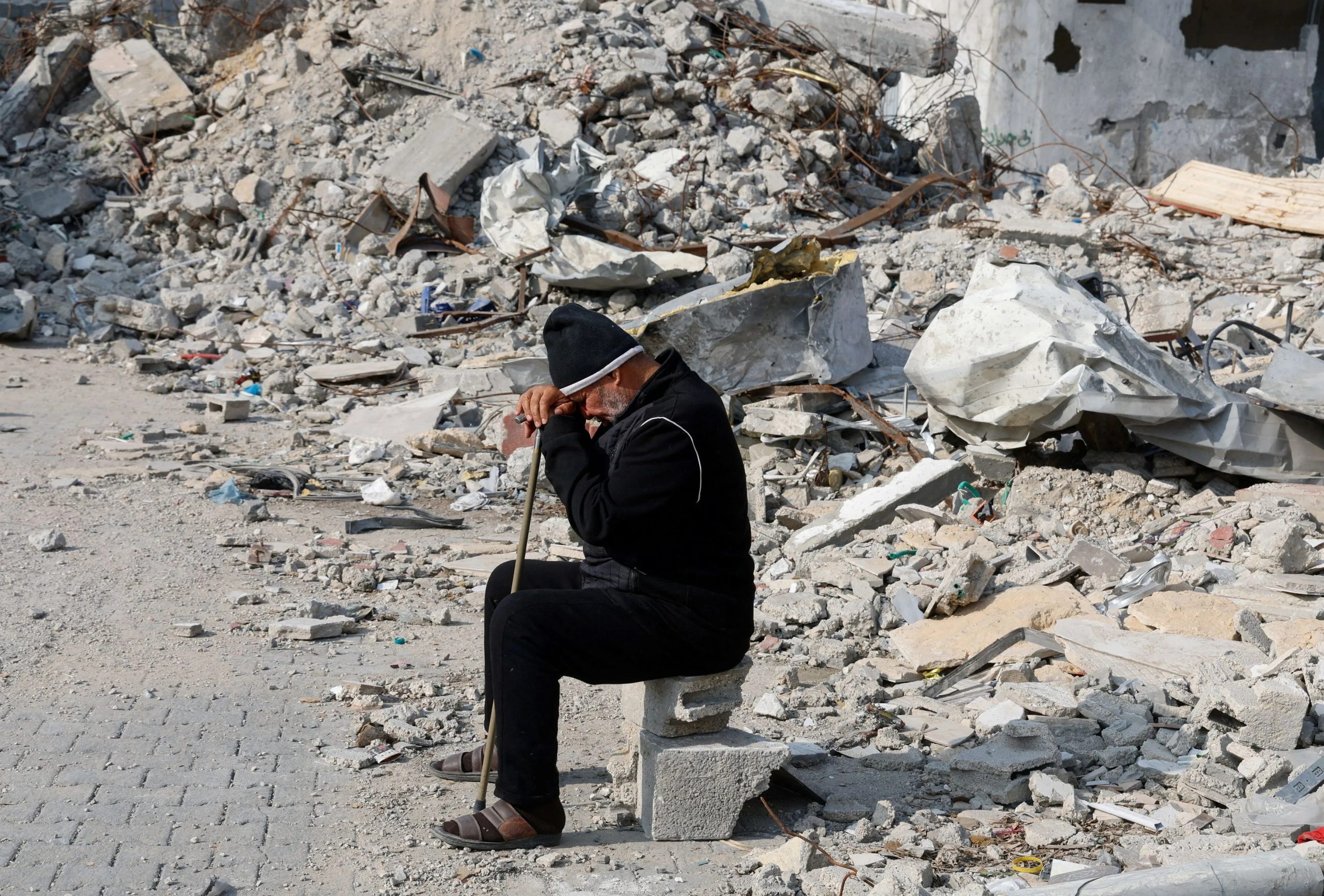 الصحة: 142 شهيدًا خلال الـ24 ساعة الماضية في قطاع غزة