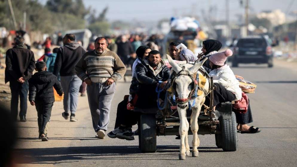 10 شهداء وعدد من الجرحى جراء استهداف الاحتلال المواطنين على الطريق الساحلي في غزة