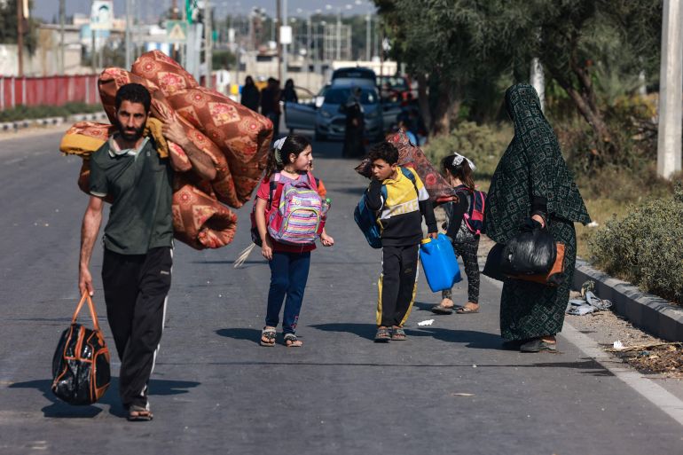 صحيفة أمريكية : إسرائيل ترغب في إجلاء سكان رفح إلى 15 مخيماً على حدود مصر
