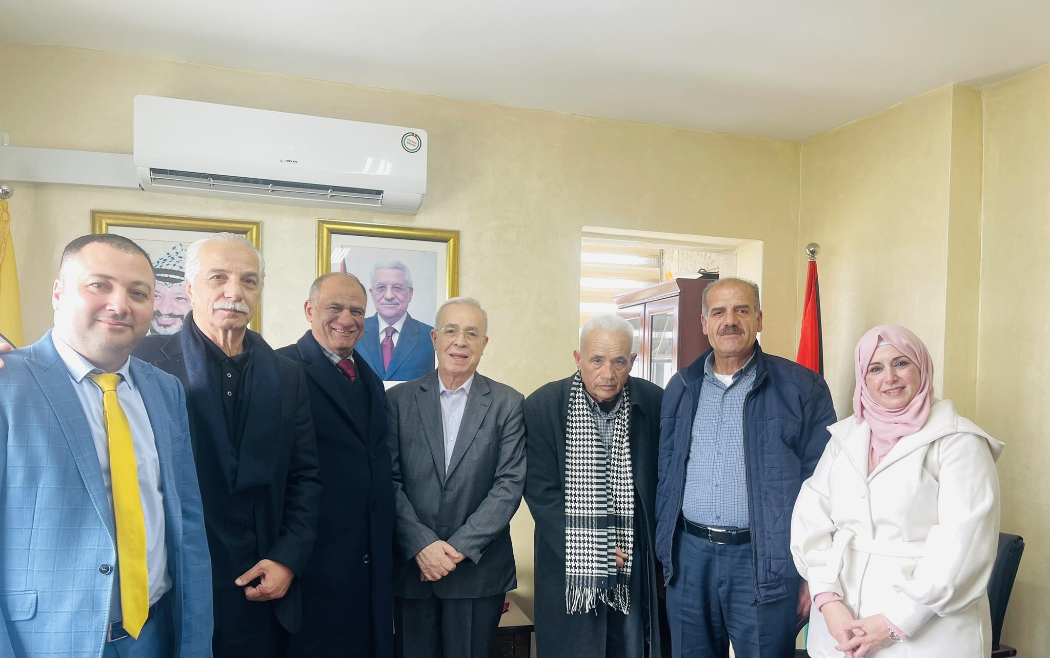 اتحاد المؤرخين والآثاريين الفلسطيني يزور د. سمير الرفاعي