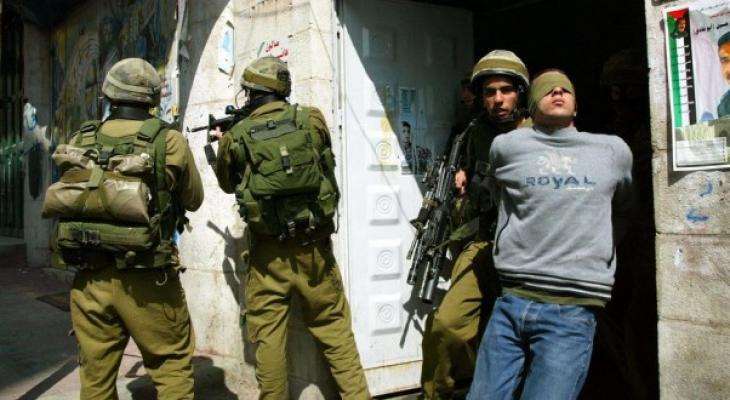 الاحتلال يعتقل 7325 مواطن من الضفة الغربية منذ 7 أكتوبر