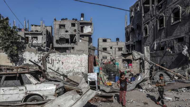شهيدان في قصف للاحتلال على مخيم الشاطئ غرب مدينة غزة
