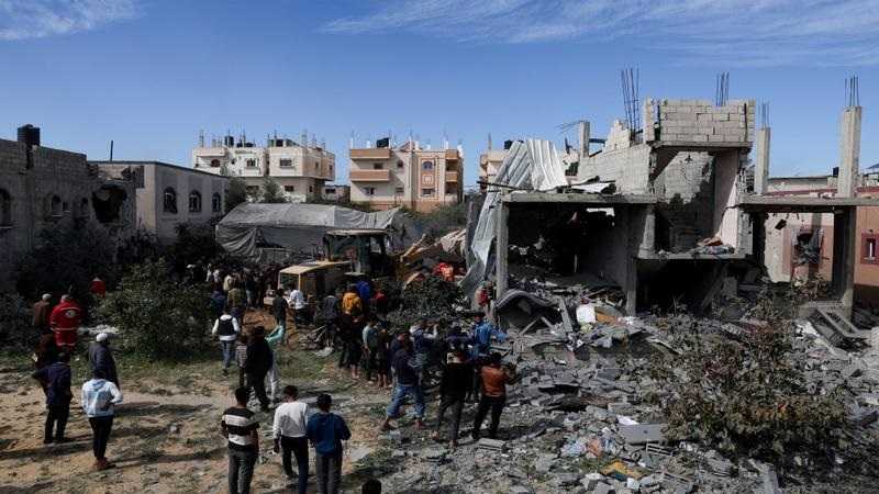 10 شهداء في قصف للاحتلال شرق مدينة غزة