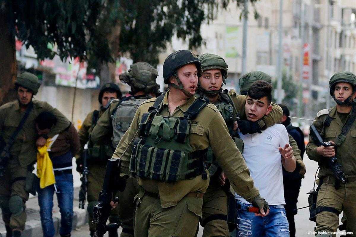 الاحتلال يعتقل 7 مواطنين من الخليل

