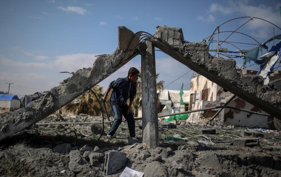 طيران الاحتلال يشن غارتين على شمال قطاع غزة
