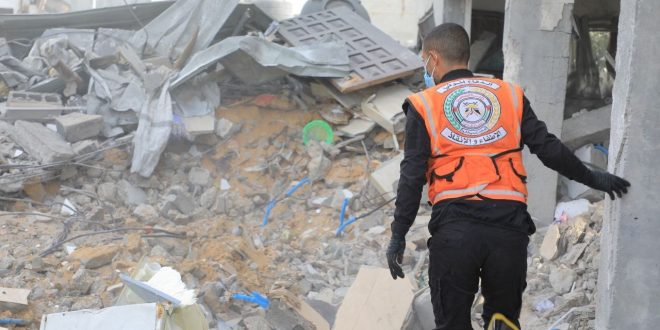 الدفاع المدني : تسجيل مئات الإصابات بأمراض الجهاز التنفسي في غزة