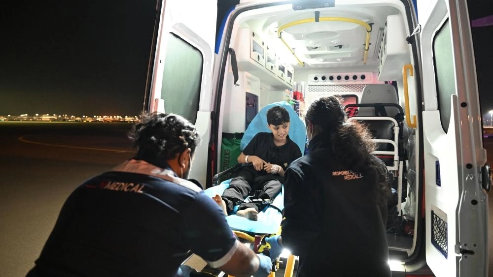 الإمارات تستقبل الدفعة الـ 16 من اطفال غزة الجرحى ومرضى السرطان