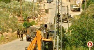 مستوطنون يعتدون على مواطن وجيش الاحتلال يصادر جرافة في بروقين غرب سلفيت
