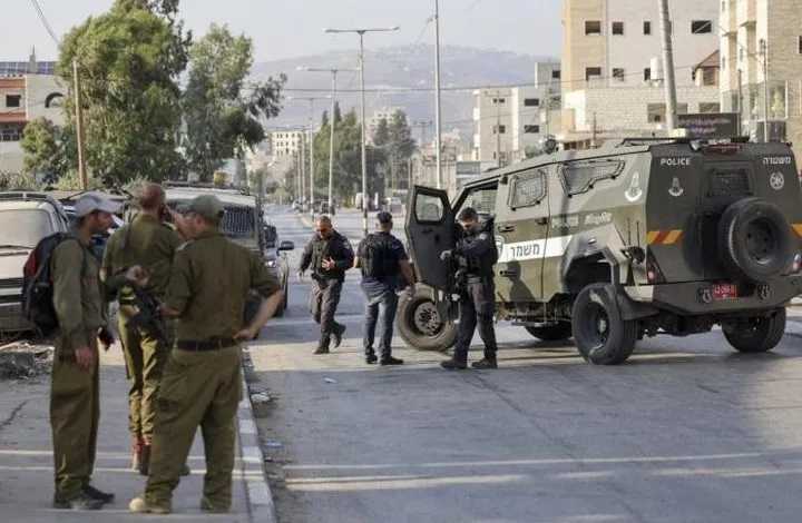 الاحتلال يعتقل 5 مواطنين من محافظة الخليل
