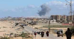 خمسة شهداء بقصف اسرائيلي استهدف نازحين على شارع الرشيد غرب غزة