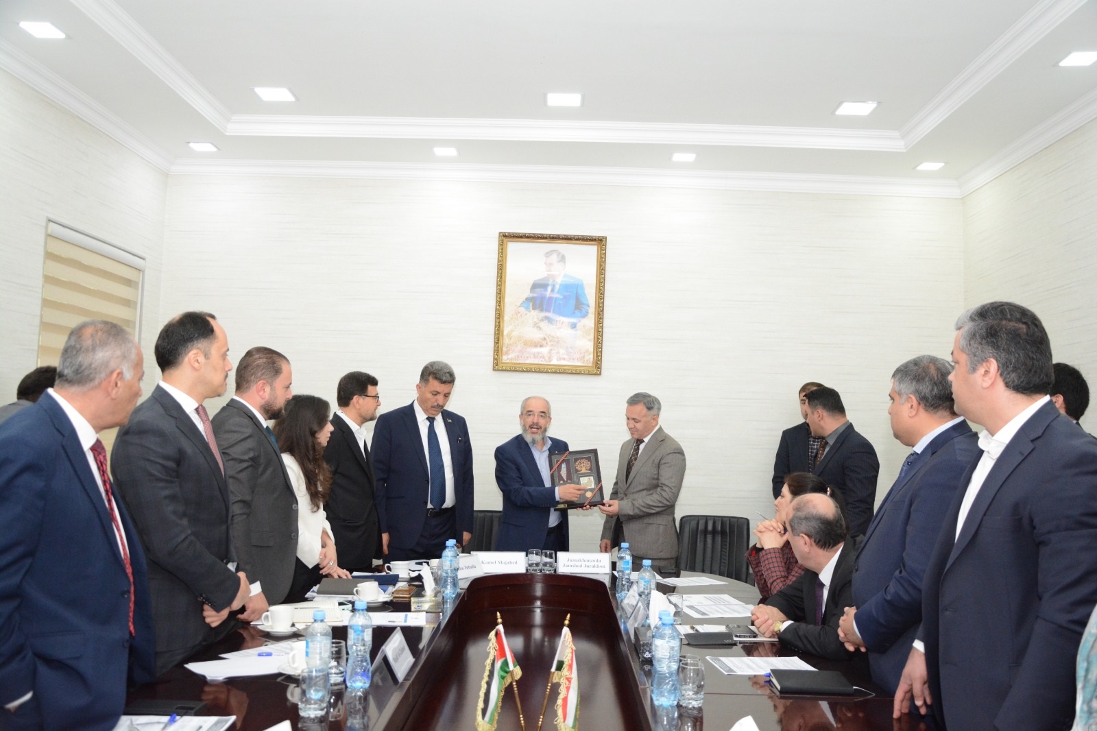 فلسطين وطاجيكستان توقعان اتفاقية تأسيس مجلس رجال الأعمال المشترك