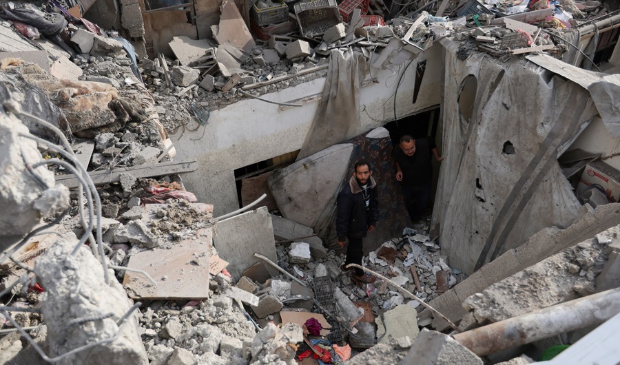 ثلاثة شهداء بينهم طفلان في قصف الاحتلال منزلا شرقي رفح
