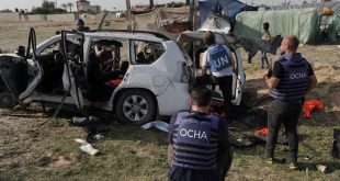 هيومن رايتس: إسرائيل تهاجم مواقع معروفة لعمال إغاثة دوليين وتستخدم التجويع كأسلوب حرب في غزة