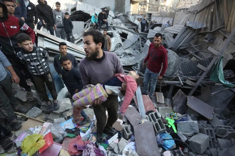 شهداء بينهم أطفال في قصف للاحتلال على رفح