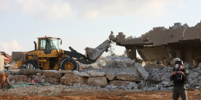 الاحتلال يهدم منزلا في بيت تعمر شرق بيت لحم