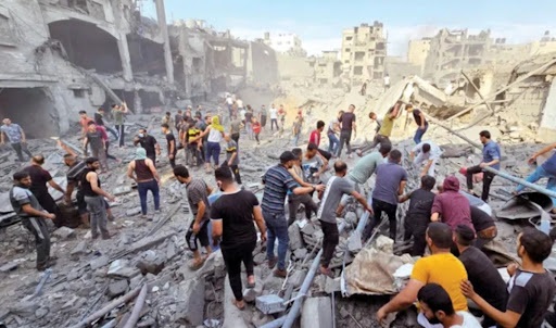 عشرات الشهداء والجرحى والمفقودين جراء قصف الاحتلال المتواصل على قطاع غزة 
