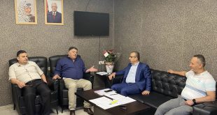 محافظ نابلس غسان دغلس يزور وزارة الصحة ويجتمع بمدير عام إدارة المستشفيات