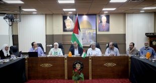 محافظ طولكرم مصطفى طقاطقة يطلع ممثلي المؤسسات الإنسانية على أوضاع المحافظة