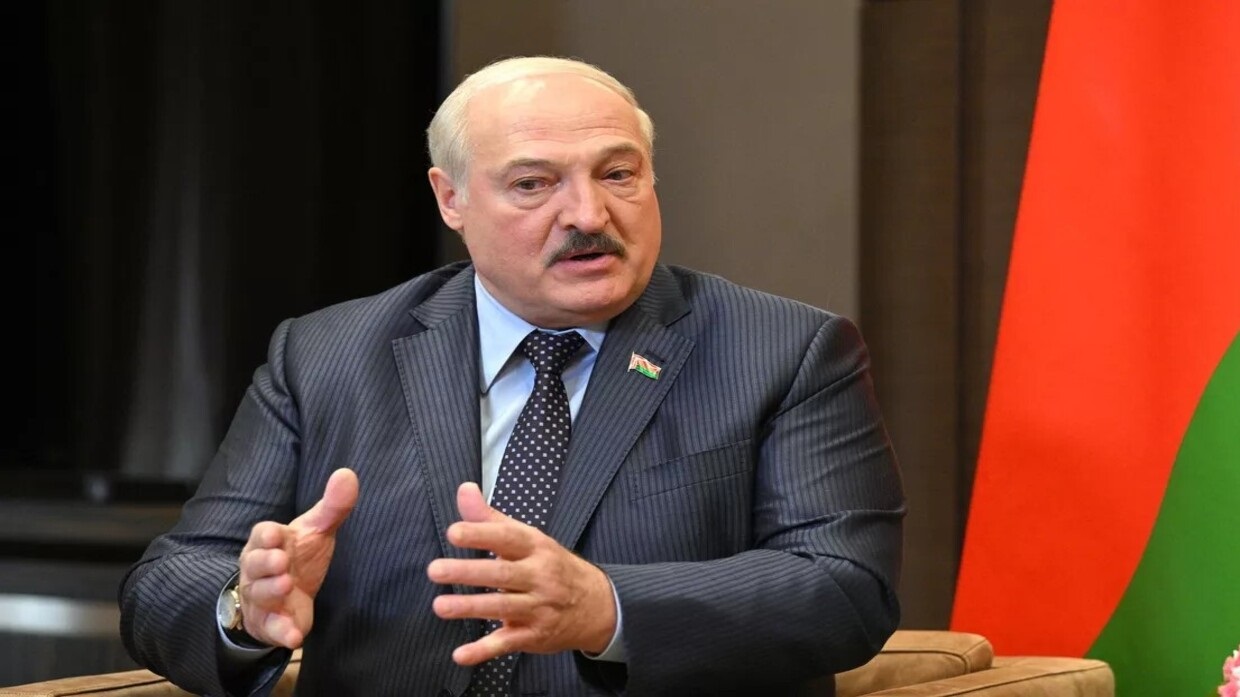 لوكاشينكو معلقا على الهجوم الأوكراني على كورسك: يموتون بلا فائدة