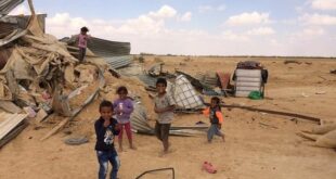 شرطة الاحتلال تهدم مساكن عائلة الوج بالنقب