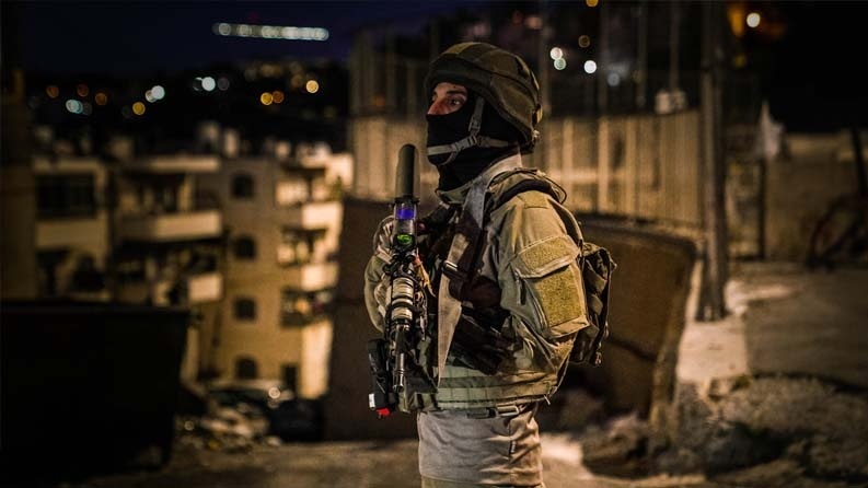 إصابة 3 مواطنين خلال اقتحام الاحتلال مدينة دورا جنوب الخليل